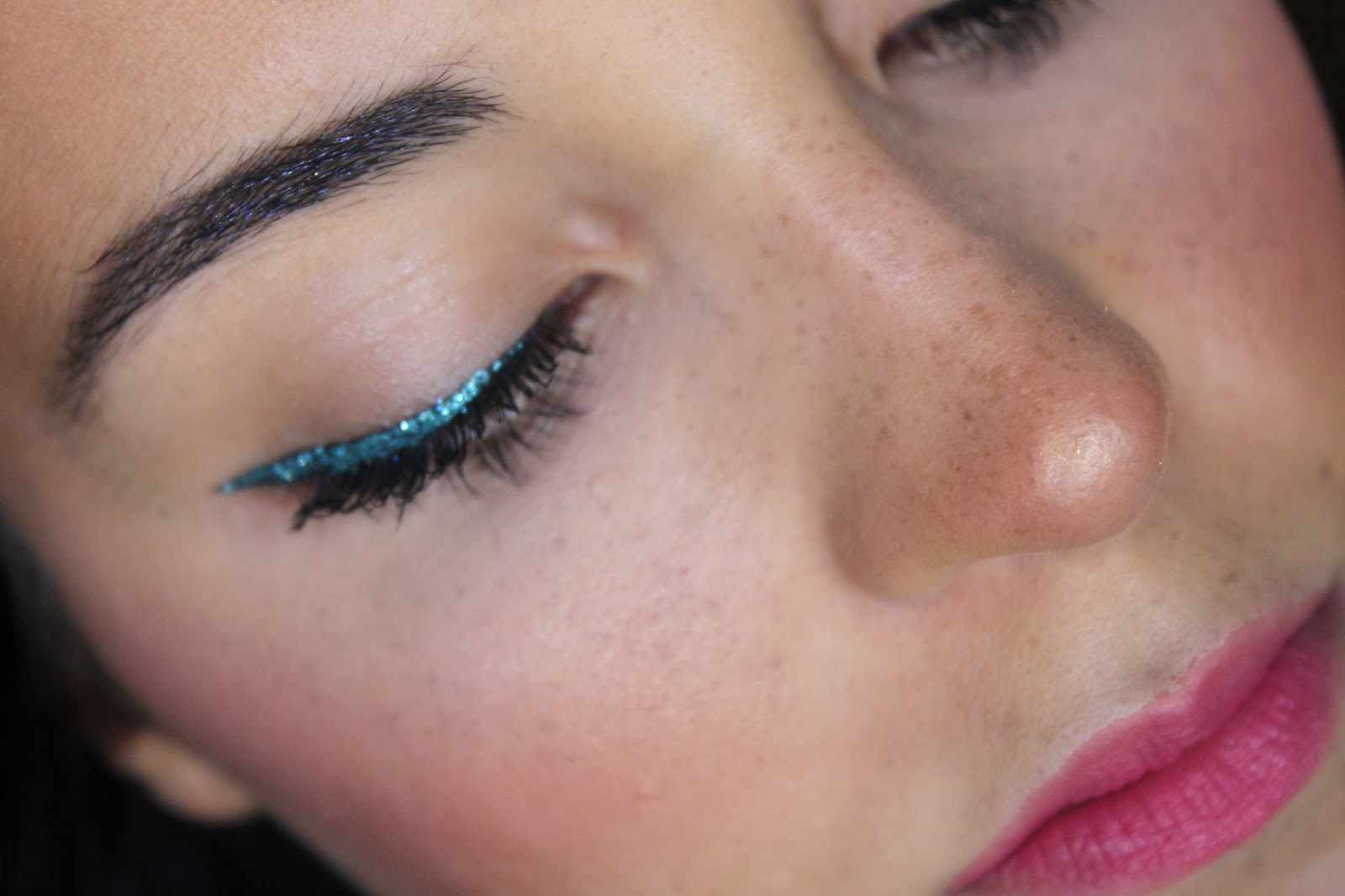 Green Glitter Eyeliner Video/tutorial The Make Up Statement