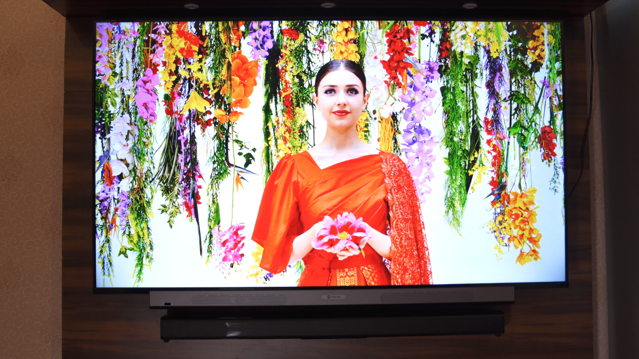 The Best IPS Panel Android Smart TV 2021? | Motorola ZX Pro Review