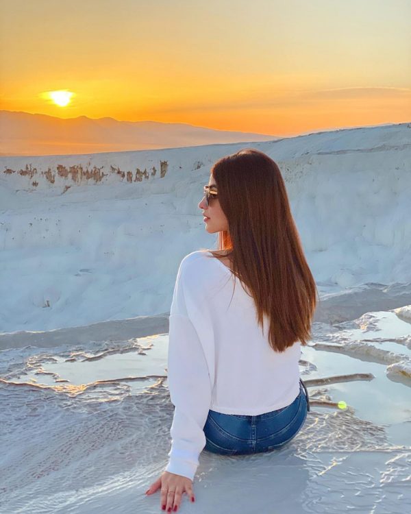 Kinza Hashmi New Pictures from Turkey