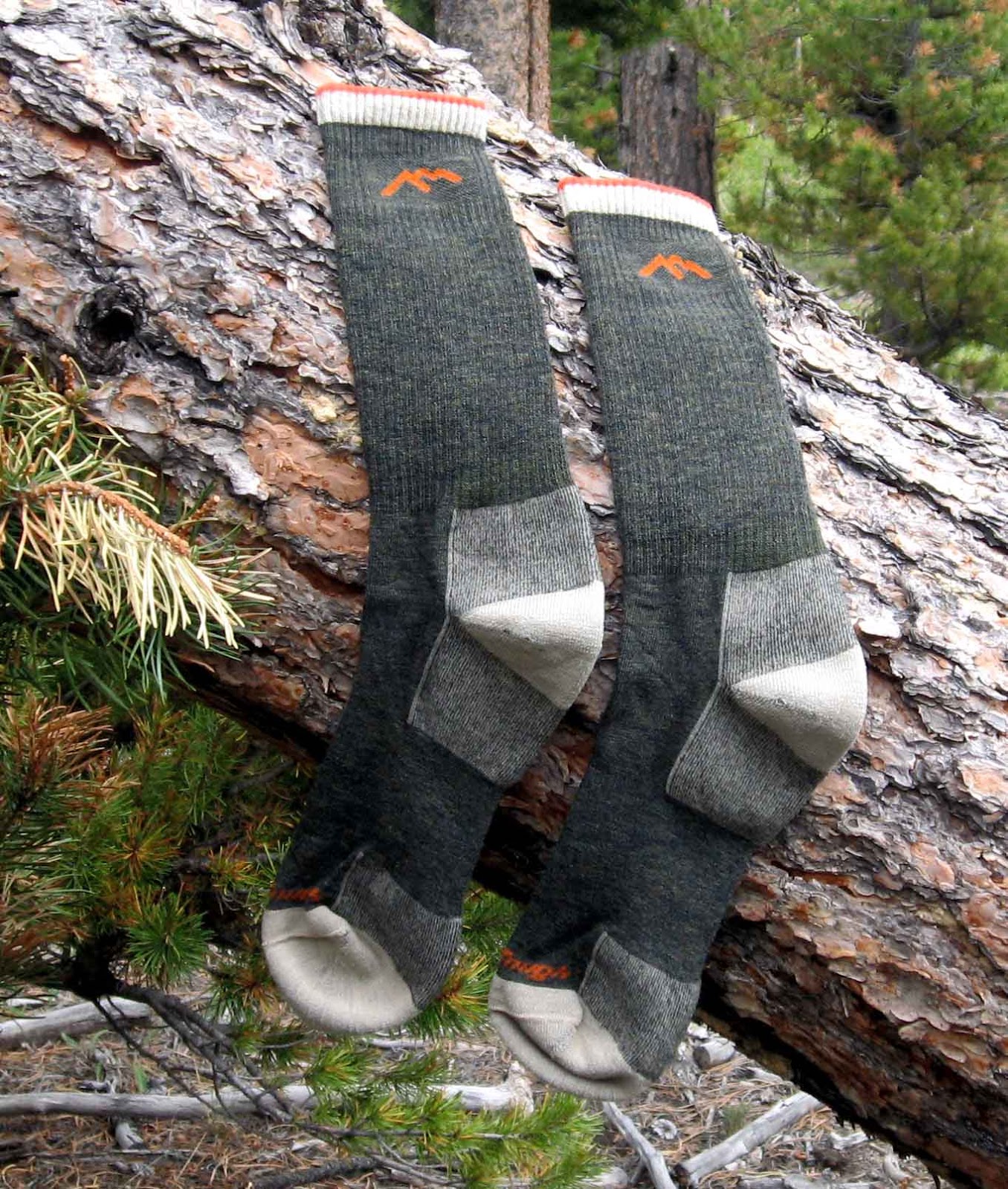 Rocky Mountain Bushcraft Made in the USA Gear Review Darn Tough Socks