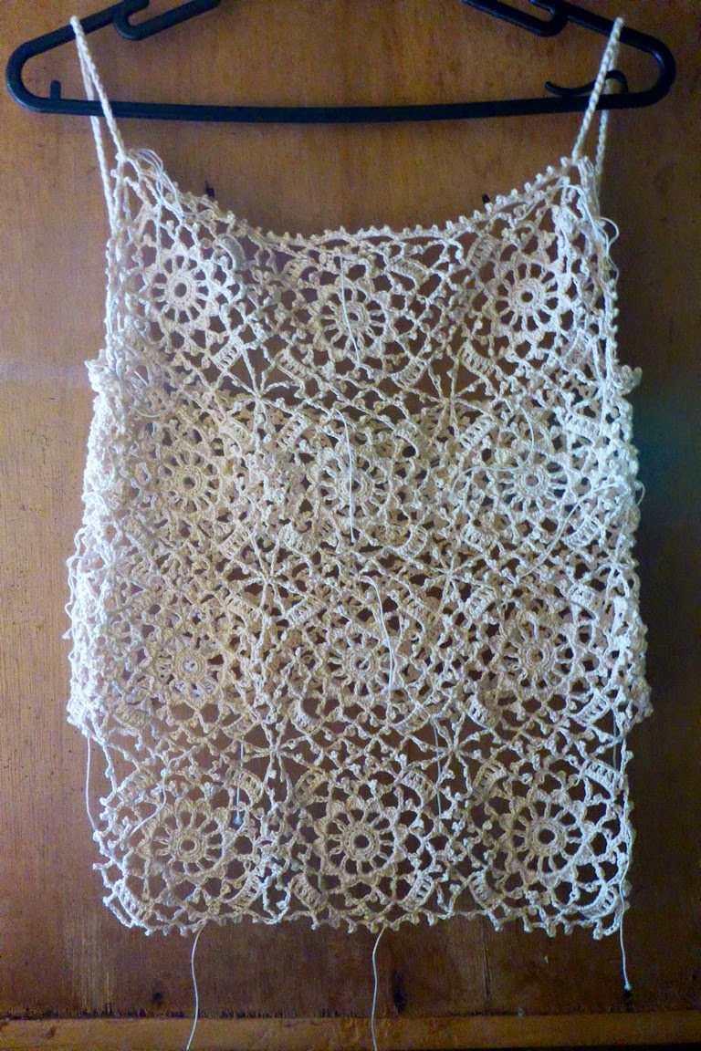 Crochetology by Fatima: Irish Crochet Bebe Lace Motif (Dress)