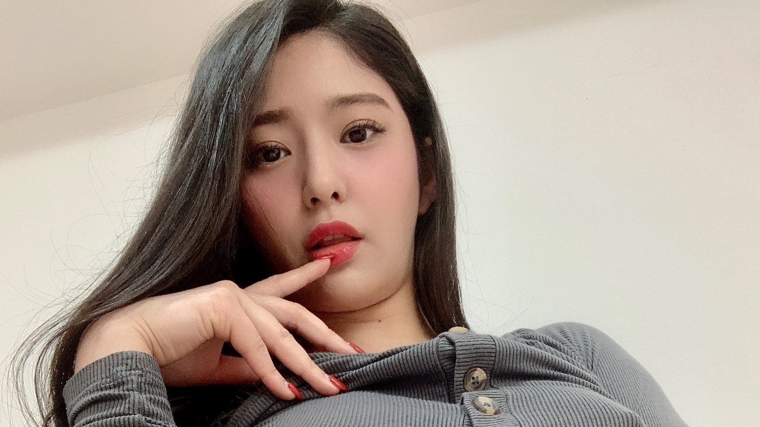 Kumpulan 50+ Foto Model cantik montok Asal Jepang Megu Fujiura (藤浦めぐ