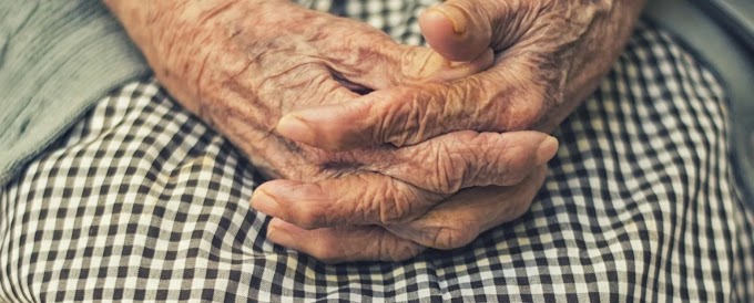  «Μητέρα, θα σου βάζω καρβέλια στον τάφο σου γιατί έφυγες πεινασμένη» – Συγκλονίζει κόρη νεκρής Χανιώτισσας από τον οίκο ευγηρίας