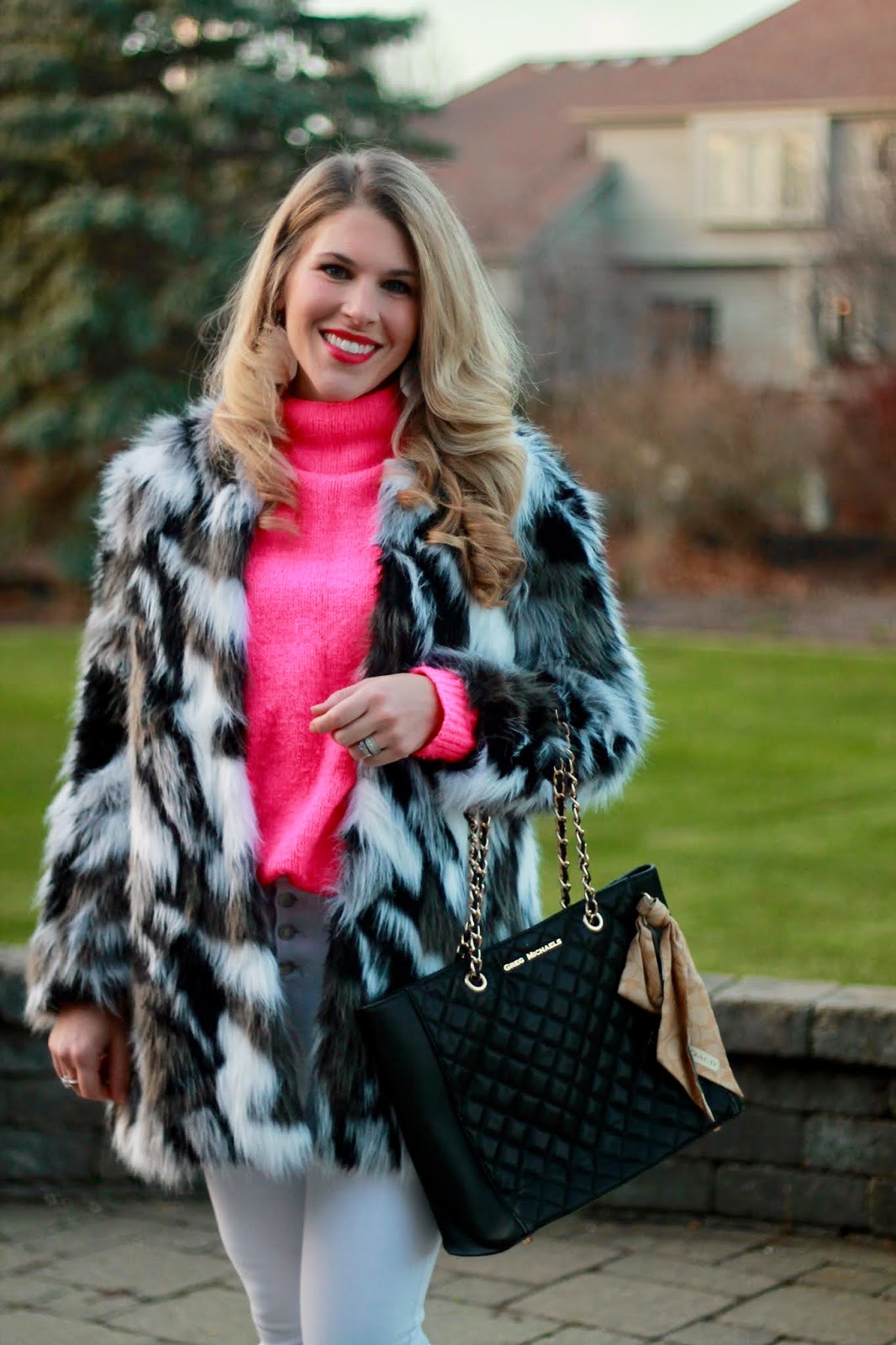 What? Faux Fur Coat Casually? & Confident Twosday Linkup - I do deClaire