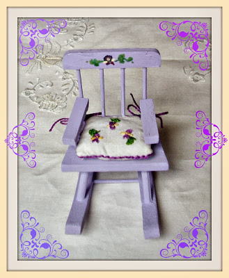 chair for dollhouse