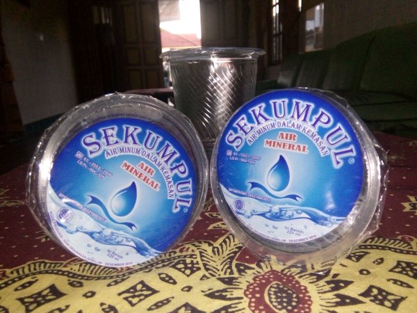 Sekumpul Air Minum Asli Kalimantan