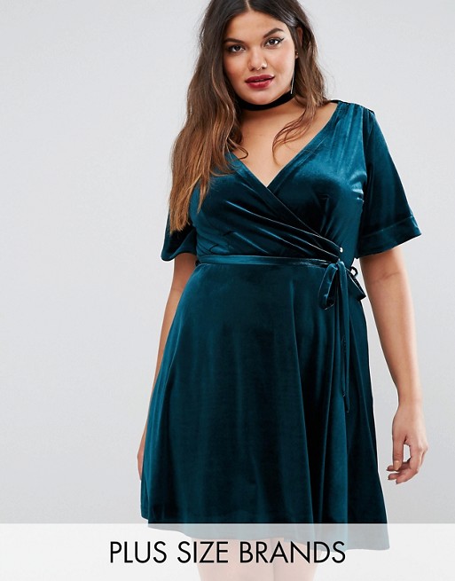 Curves & Curls: Lust List: 9 Christmas Party Dresses to Die For