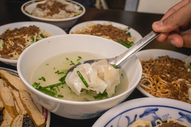 飄香四十年的王家古早味意麵，隱藏巷弄中，在地人超愛的平價美味！