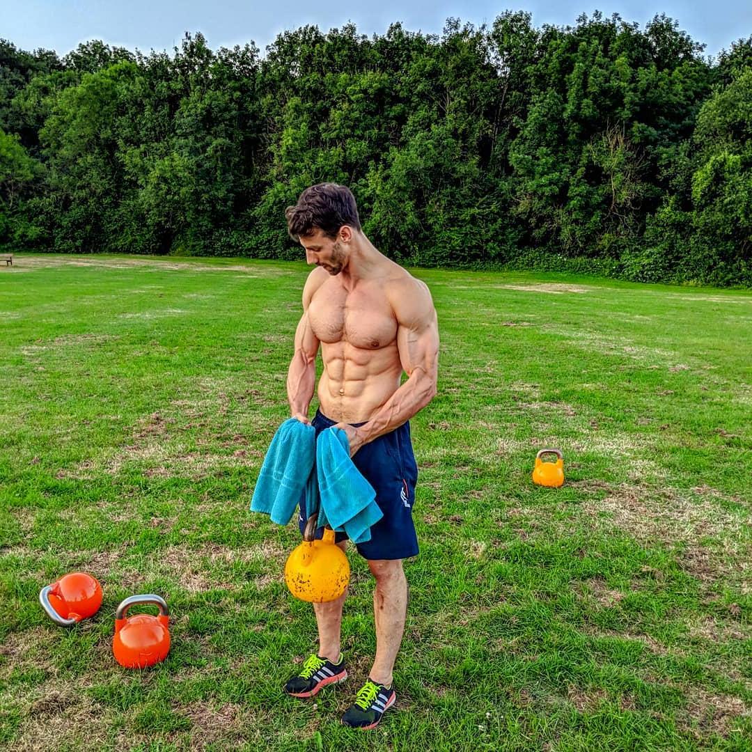 strong-fit-muscular-shirtless-man-straight-hunk