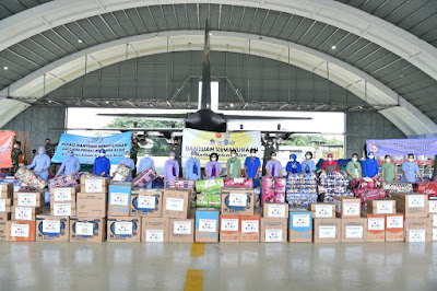 Ketua Umum Dharma Pertiwi Salurkan Bantuan Untuk Korban Bencana Alam Kalsel dan Sulbar Ketua Umum Dharma Pertiwi Salurkan Bantuan Untuk Korban Bencana Alam Kalsel dan Sulbar