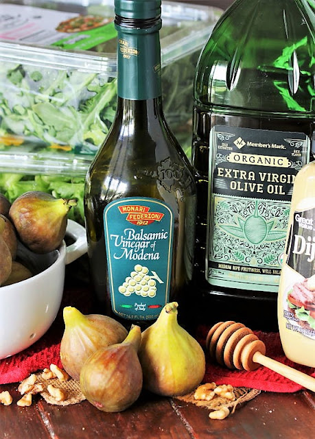 Marinated Fig Salad Ingredients Image