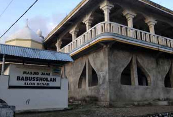 Masjid Baabussholah merupakan masjid pertama di Pulau Alor