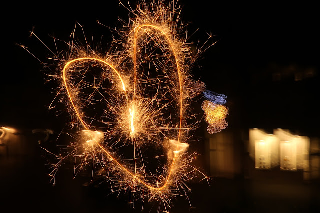 sparkler heart
