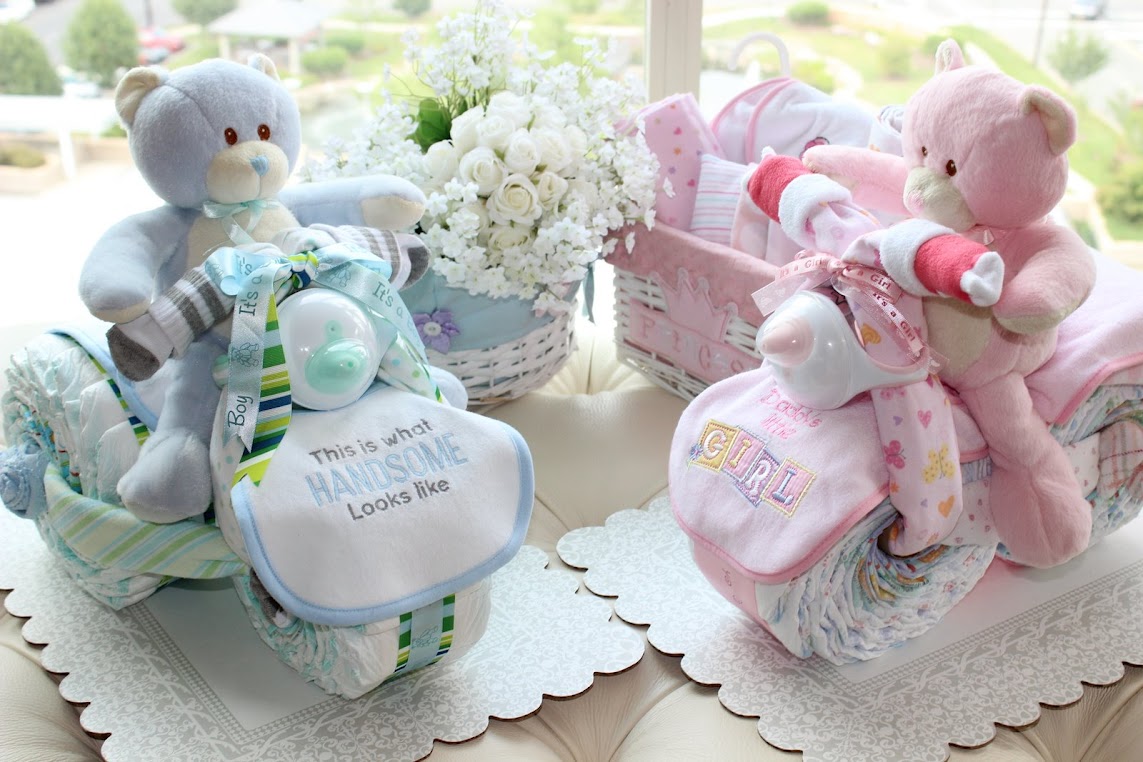 MiniCupids Baby Shower Gift Unique Diaper Cakes