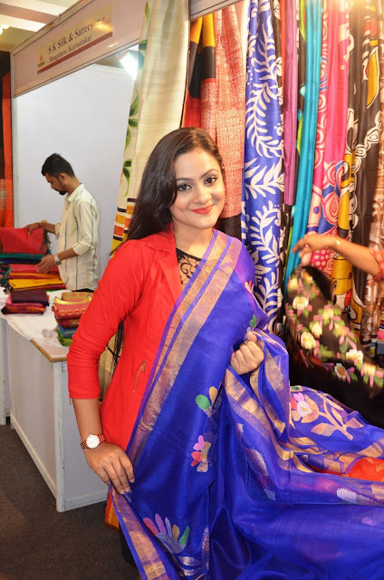 Ollywood Actress Elina Padhi Launches Silk India Expo at Bubaneshwar Ollywood Actress Elina Padhi Launches Silk India Expo at Bubaneshwar