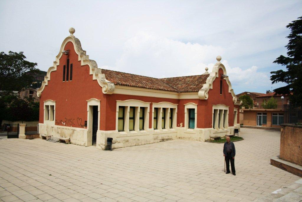 SANT LLORENÇ SAVALL. L’ESCOLA DE LA DE CATALUNYA