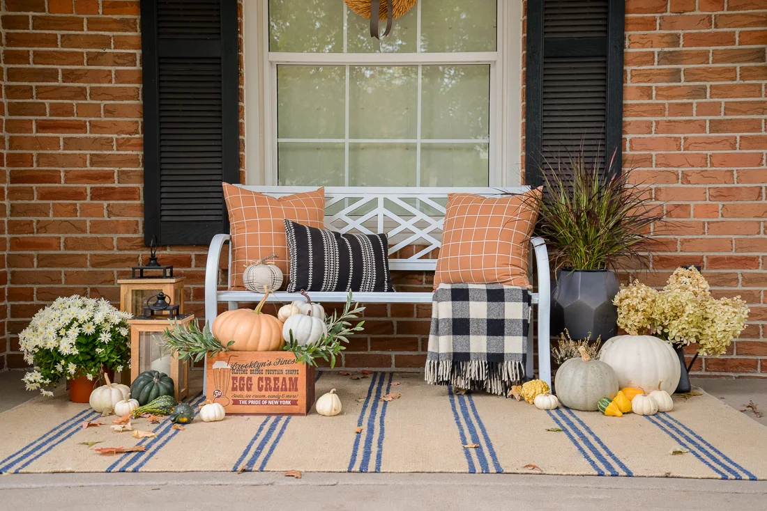 fall front porch decorating ideas, front porch decorating ideas for fall, fall porch decor