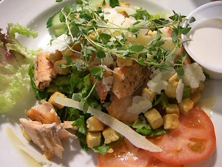 salladslunch%2Btisdag - Lunchmat på restaurang - tips på nyttigare alternativ