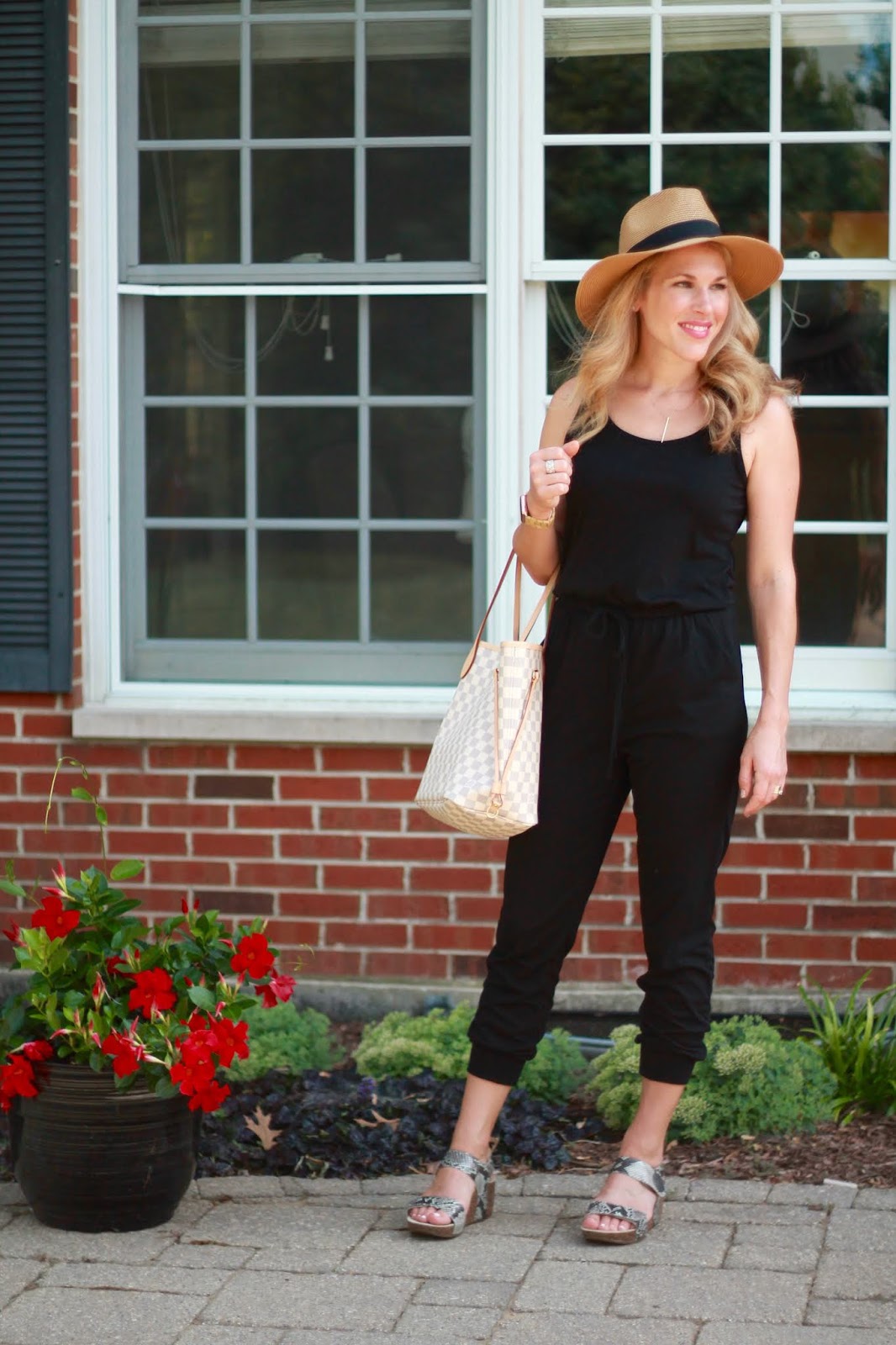 The Summer Outfit You Can Tackle Anything In & Confident Twosday Linkup ...