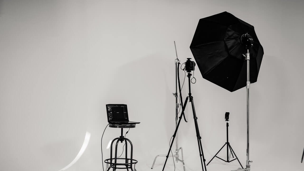 10 Photography Tools Every Photographer Needs In His Everyday Work