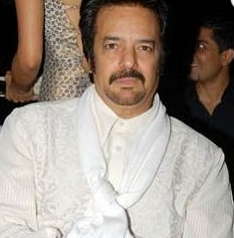 Sanjay Khan Family Wife Son Daughter Father Mother Marriage Photos Biography Profile