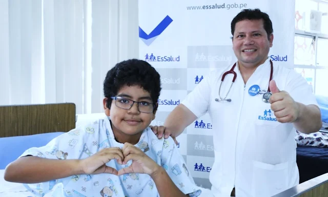 Proeza médica salvó a niño tras extraer tumor del corazón