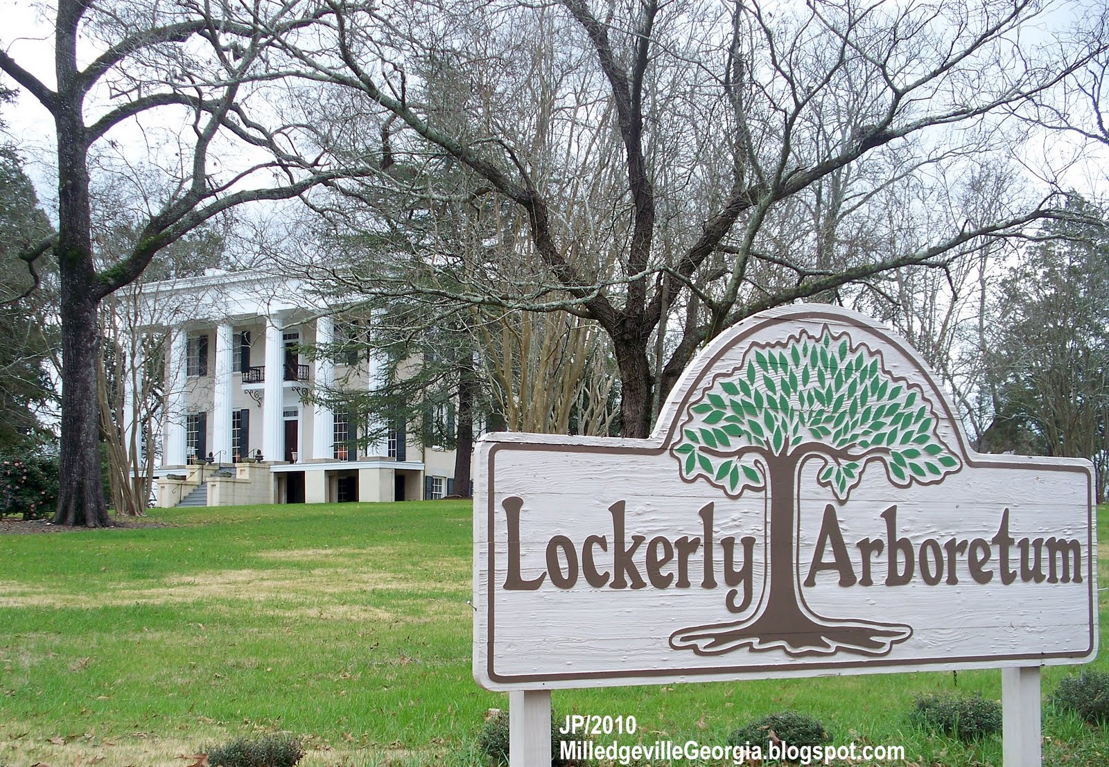 MILLEDGEVILLE GCSU GMC College Restaurant Menu Attorney Bank