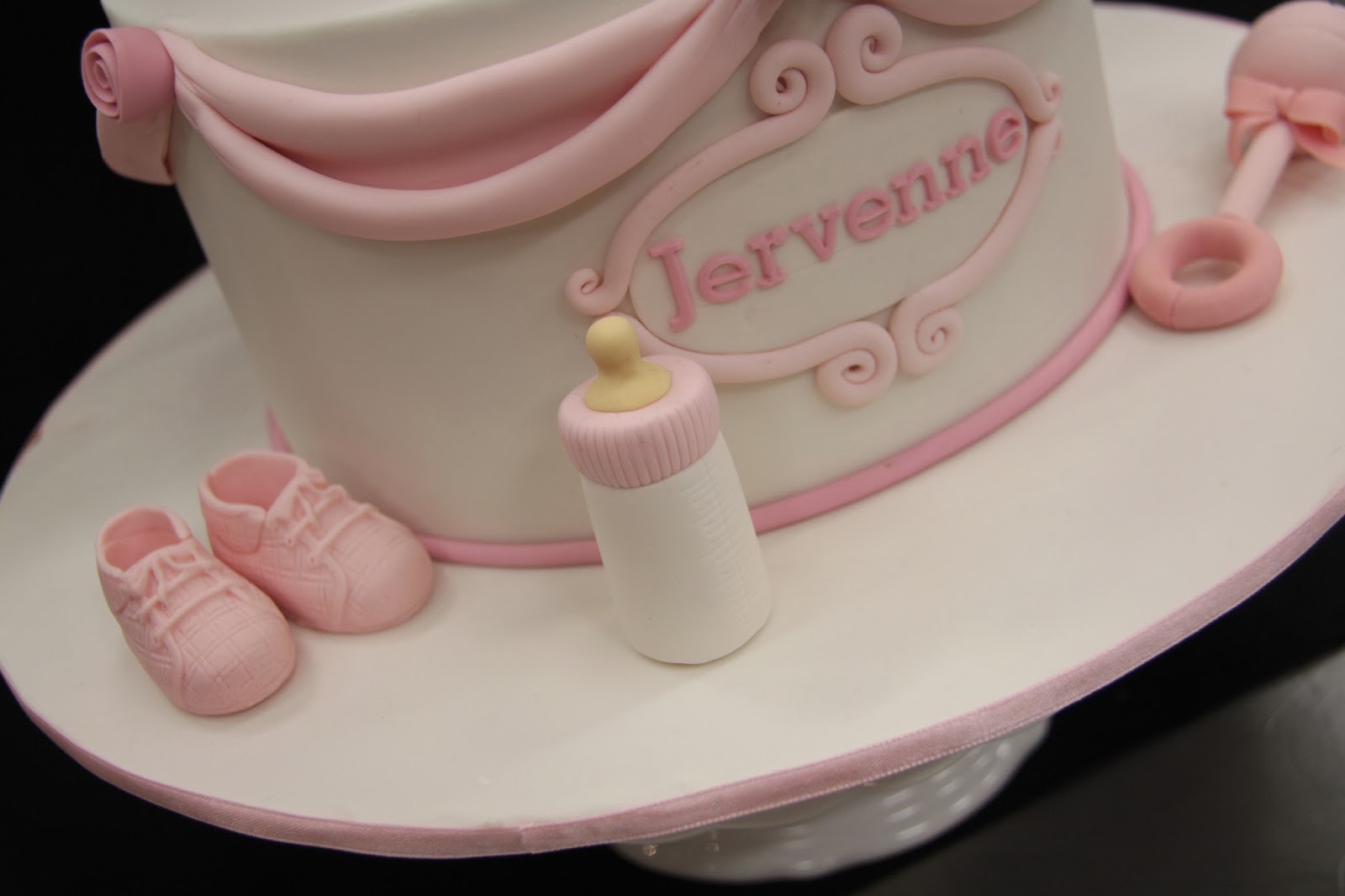 Penang Wedding Cakes by Leesin: Baby Minnie Baby Cake