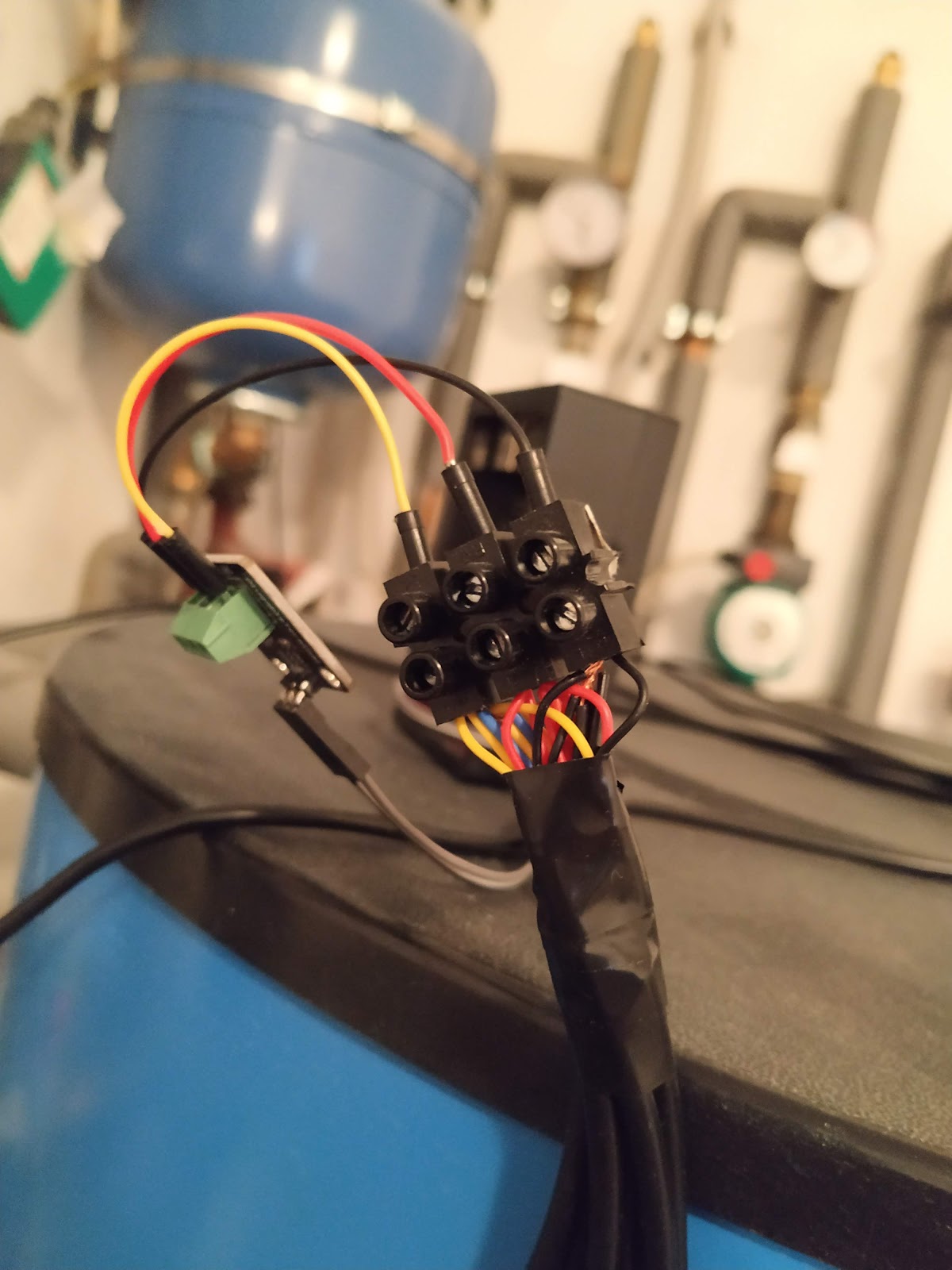 Troubleshooting our Buderus Logamatic 4000 based heating system, part V
