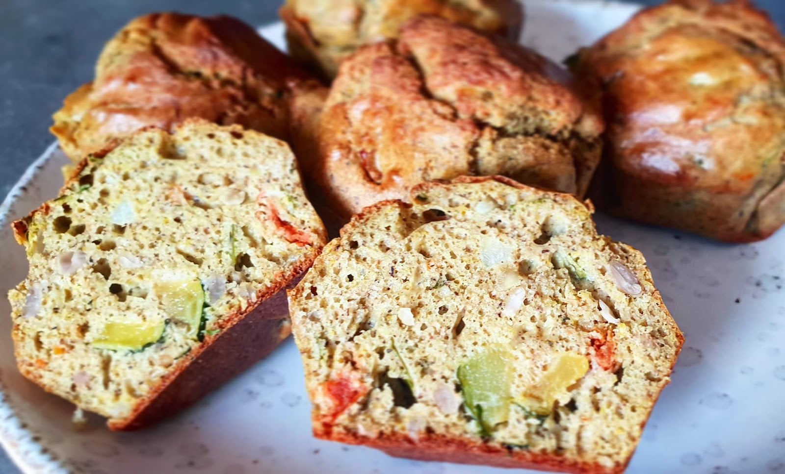 MUFFINS salés courgettes tomates (végétarien sans gluten)