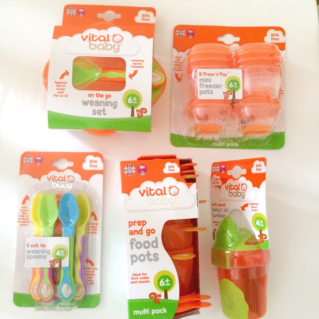 weaning products, spoons, pots, cups 