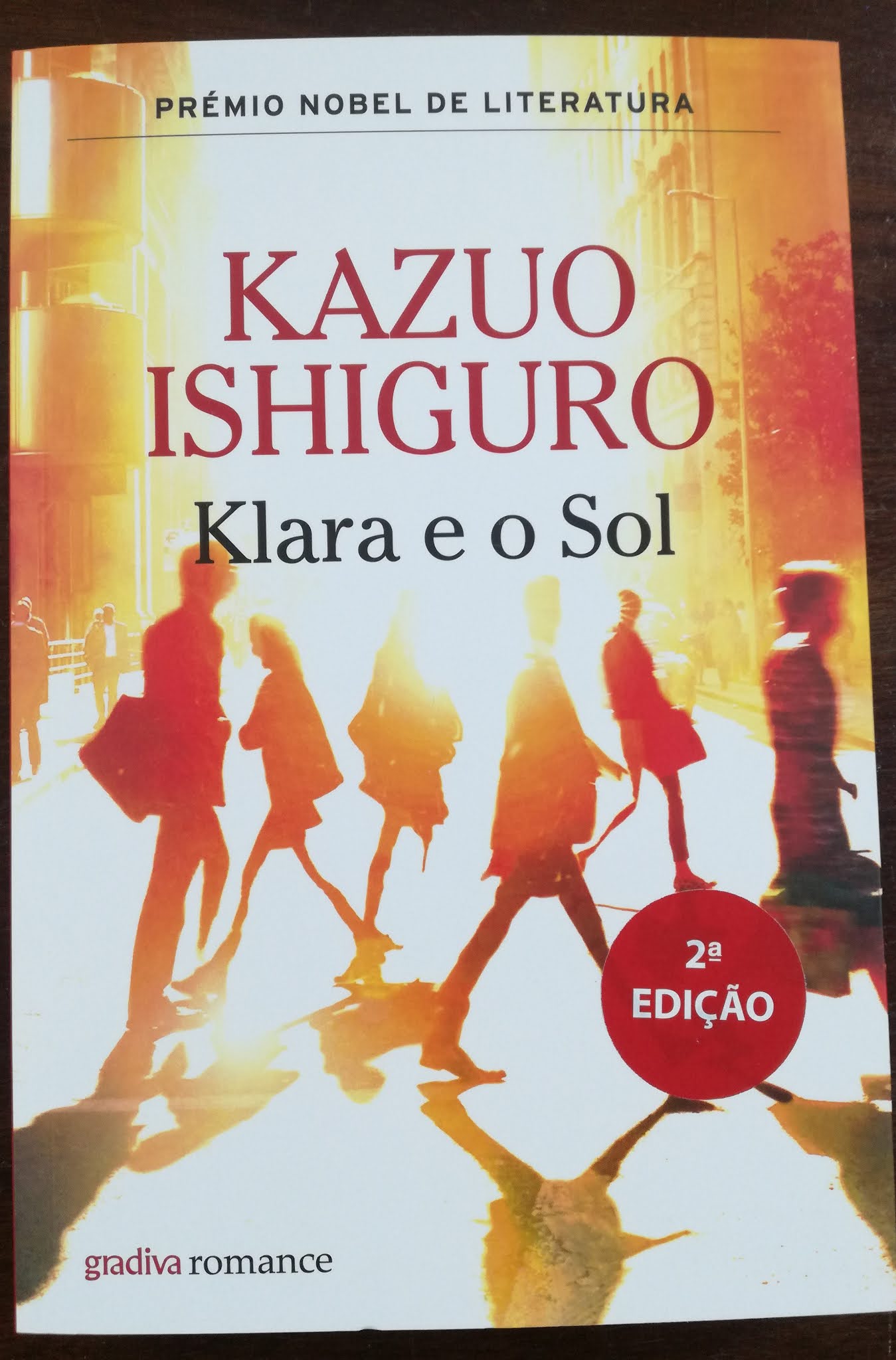 Klara Et Le Soleil De Kazuo Ishiguro BIBLIOTECAS AGRUPAMENTO DE ESCOLAS DO FUNDÃO