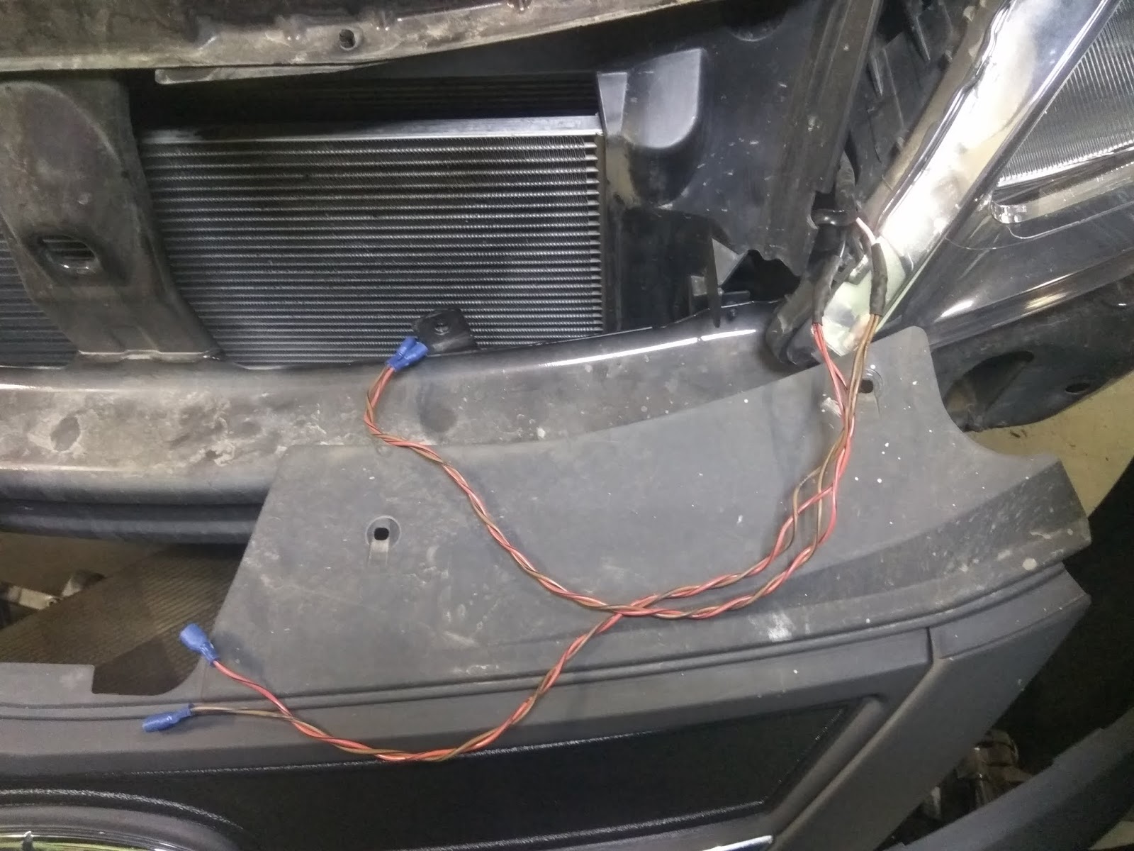 расположение сигнала на лада ларгус. лада ларгус кнопка сигнала. звуковой сигнал на lada largus. звуковой сигнал лада рено логан. сигнал лада ларгус артикул.