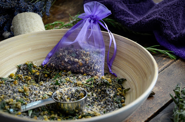 Calming and Aromatic Lavender Tub Tea for an At-Home Spa Day