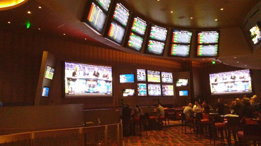 Roberts Football Notes Westgate SuperBook offers best viewing