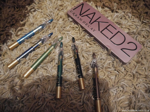BEAUTY| TMART REVIEW FEATURING URBAN DECAY NAKED 2 PALETTE AND 6 COLOURED KOHL LINERS 