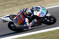 http://www.paddockrider.com/2015/09/bastianini-se-lleva-el-triunfo-en-misano.html