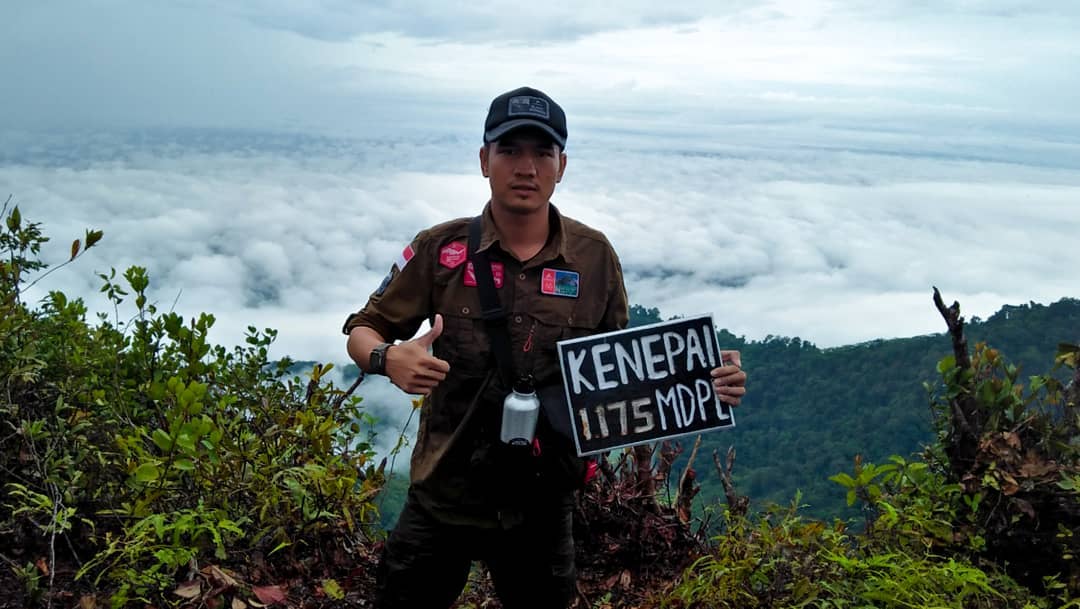 42 Bukit Gunung Kalbar Rekomendasi Untuk Pendaki Guidofamula Com