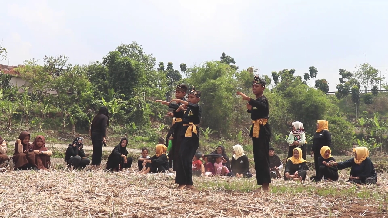 Mengguar Sejarah Pencak Silat Nampon Di Wilayah Situ Bolang Bandung Barat