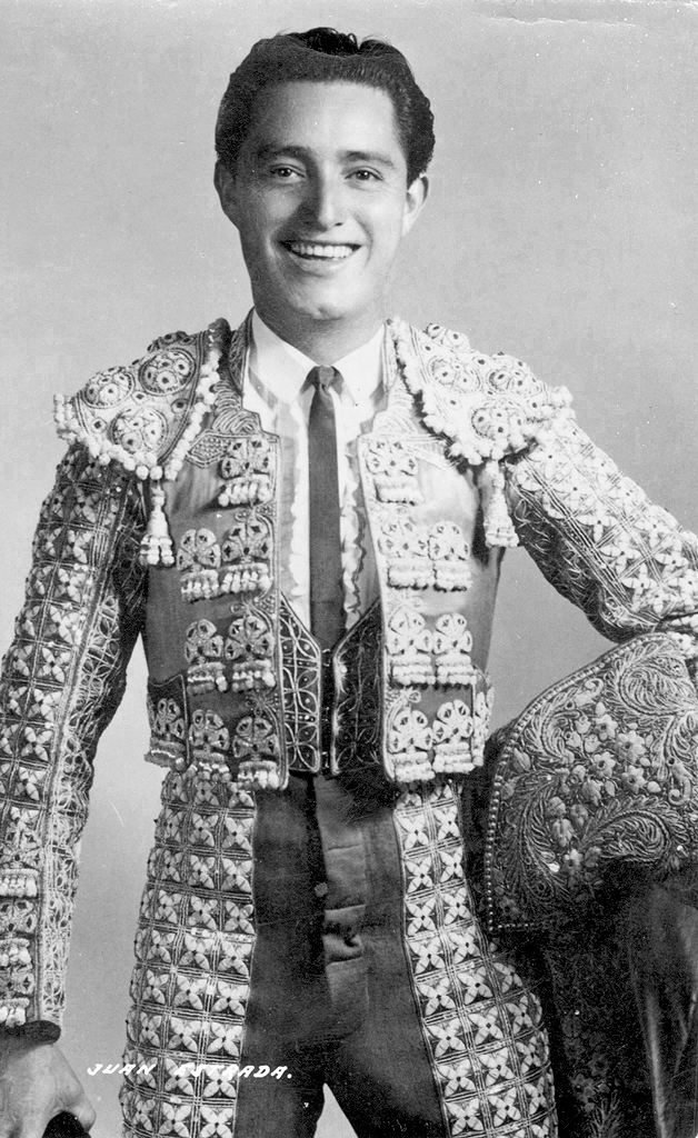 La Aldea de Tauro Hoy hace 75 años. Confirma su alternativa en Madrid