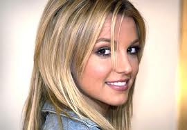 Britney Spears
 é a cantora mais bem paga do mundo