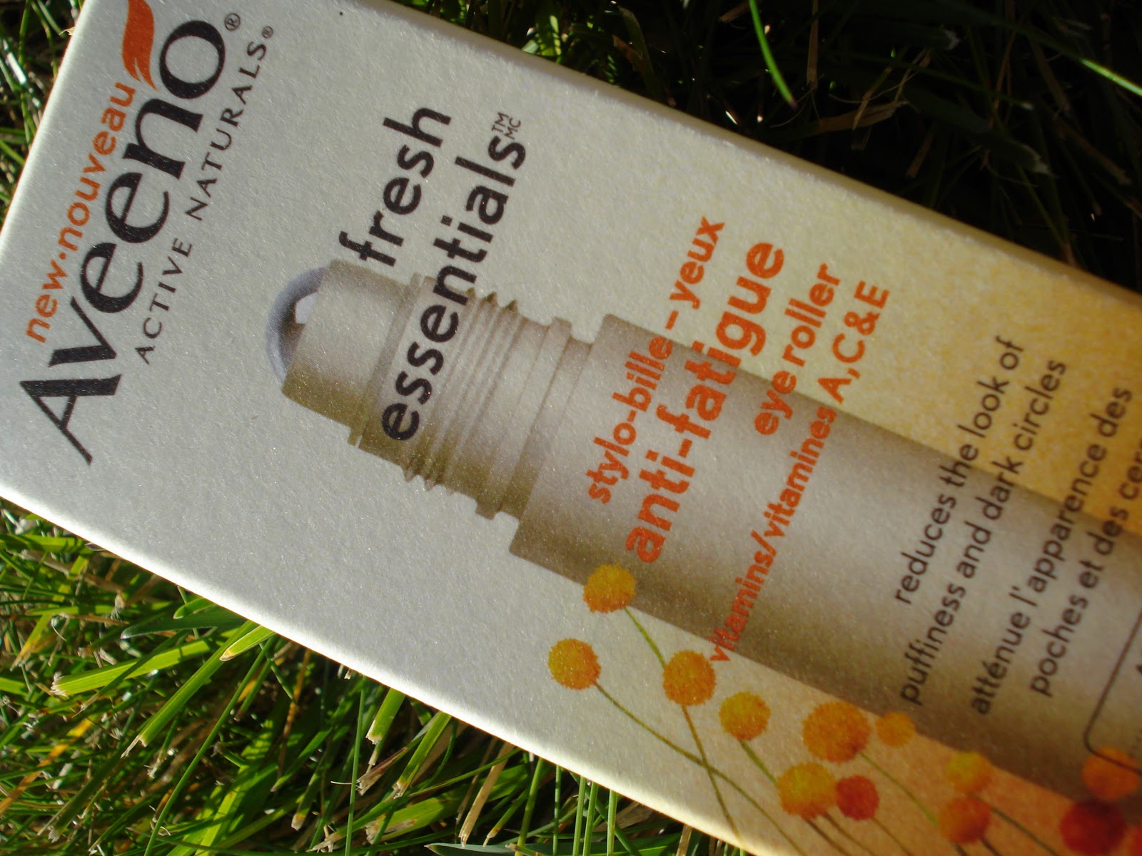 Aveeno AntiFatigue Eye Roller Review My Blog Spot