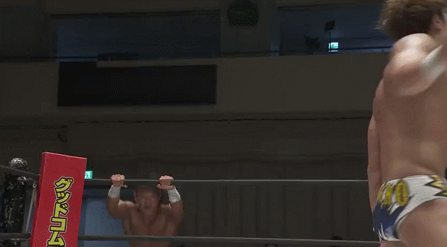 [IMAGE:https://1.bp.blogspot.com/-lFmdSABesPw/X4MuiDmTTmI/AAAAAAAALIw/cAdOZ0vyq1Iu3hXMoWSgBmnUgtwesJW8QCNcBGAsYHQ/s643/Springboard%2BForearm%2BSmash2.gif]