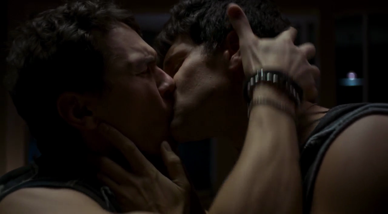 Keegan Allen & James Franco: Scene Gay.