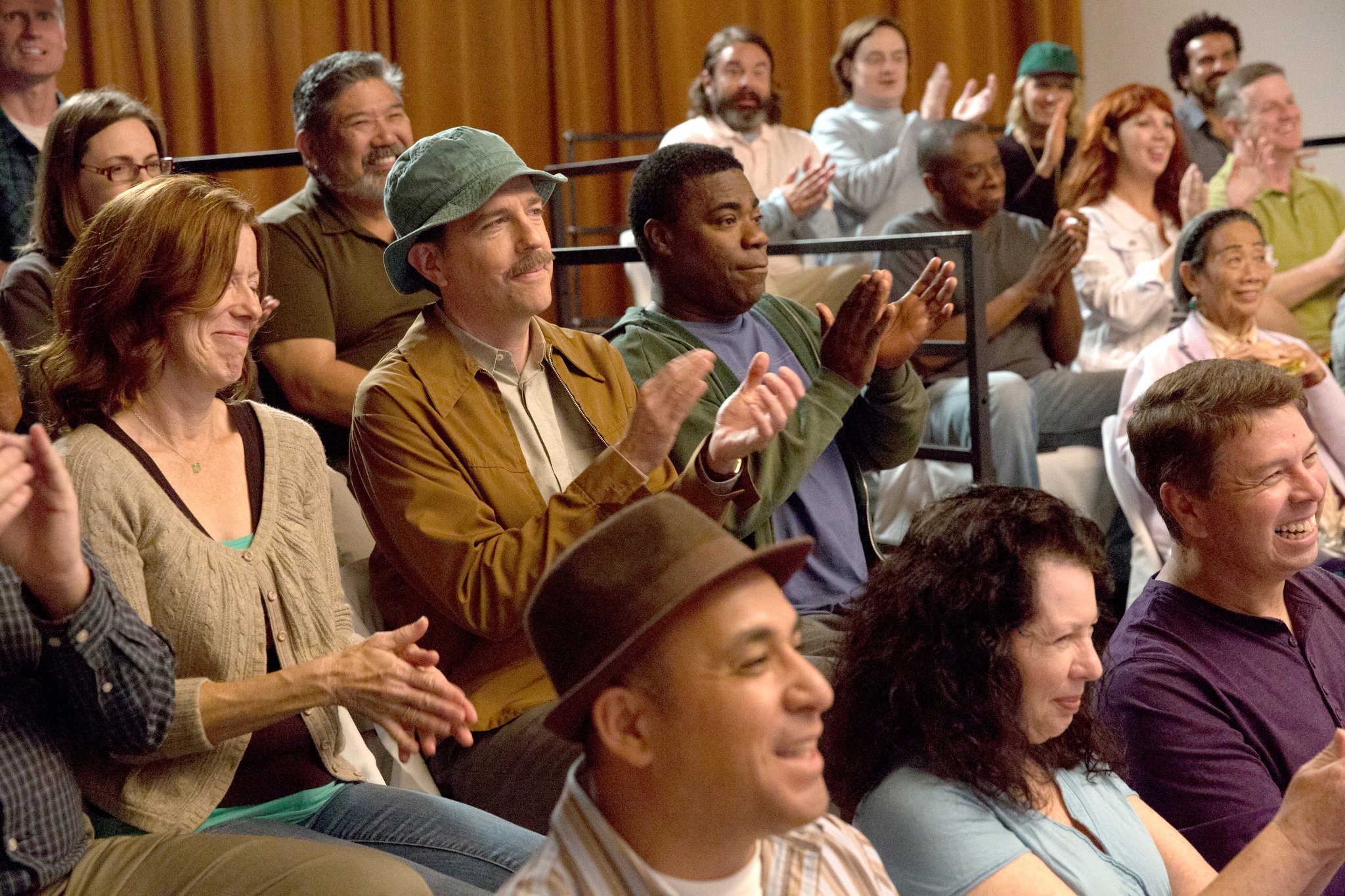 клакеры. клакер. шок выступления. клакер профессия. клакер профессия.