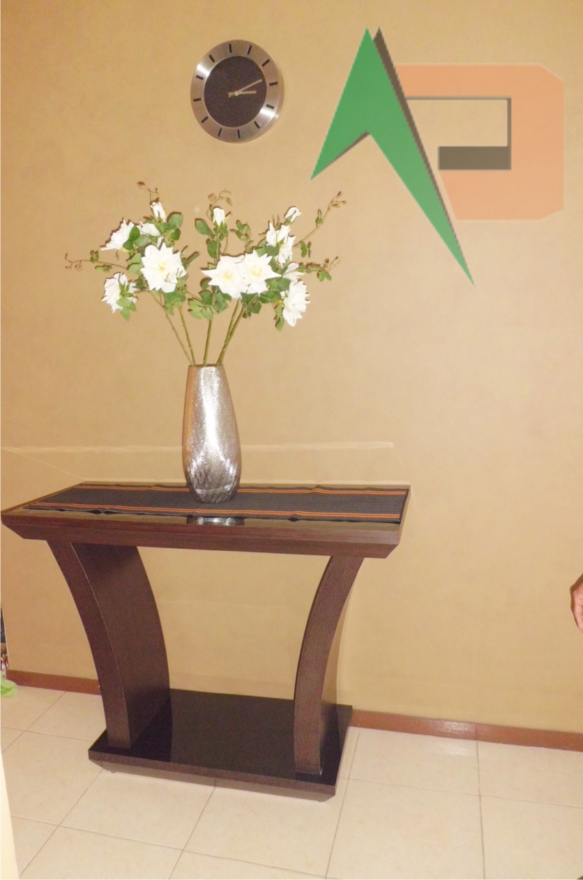 PRODUK UNIQ DAN UMUM: MEJA PAJANGAN LENGKUNG