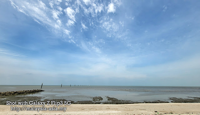Sekinchan Redang Beach