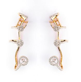 Aurelle by Leshna Shah introduces the exquisite range of Ear Cuffs & Palm Cuffs Aurelle by Leshna Shah introduces the exquisite range of Ear Cuffs & Palm Cuffs