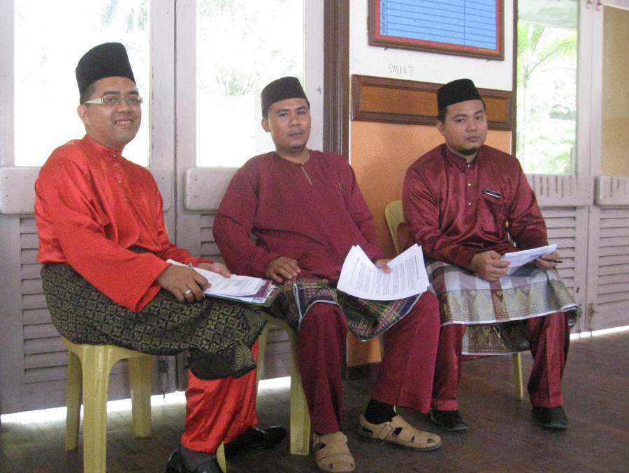 Contoh pidato singkat keutamaan membaca al quran