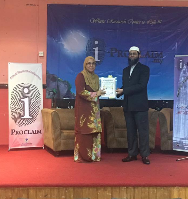 i-Proclaim Award 2017 to Dr Intan Salwani Mohammed